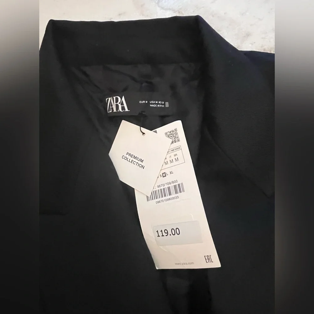 Zara Women's suit - Picture 5 of 10